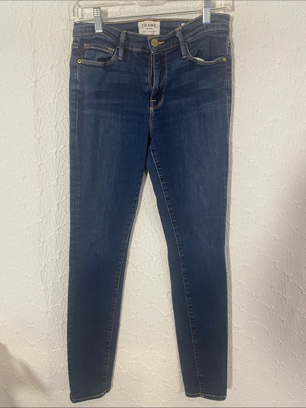 Frame Denim Skinny Jeans in Dark Blue Wash size 29